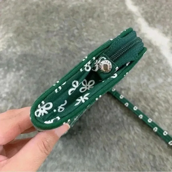 Vera Bradley Oregon Ducks Wristlet - Picture 8 of 13